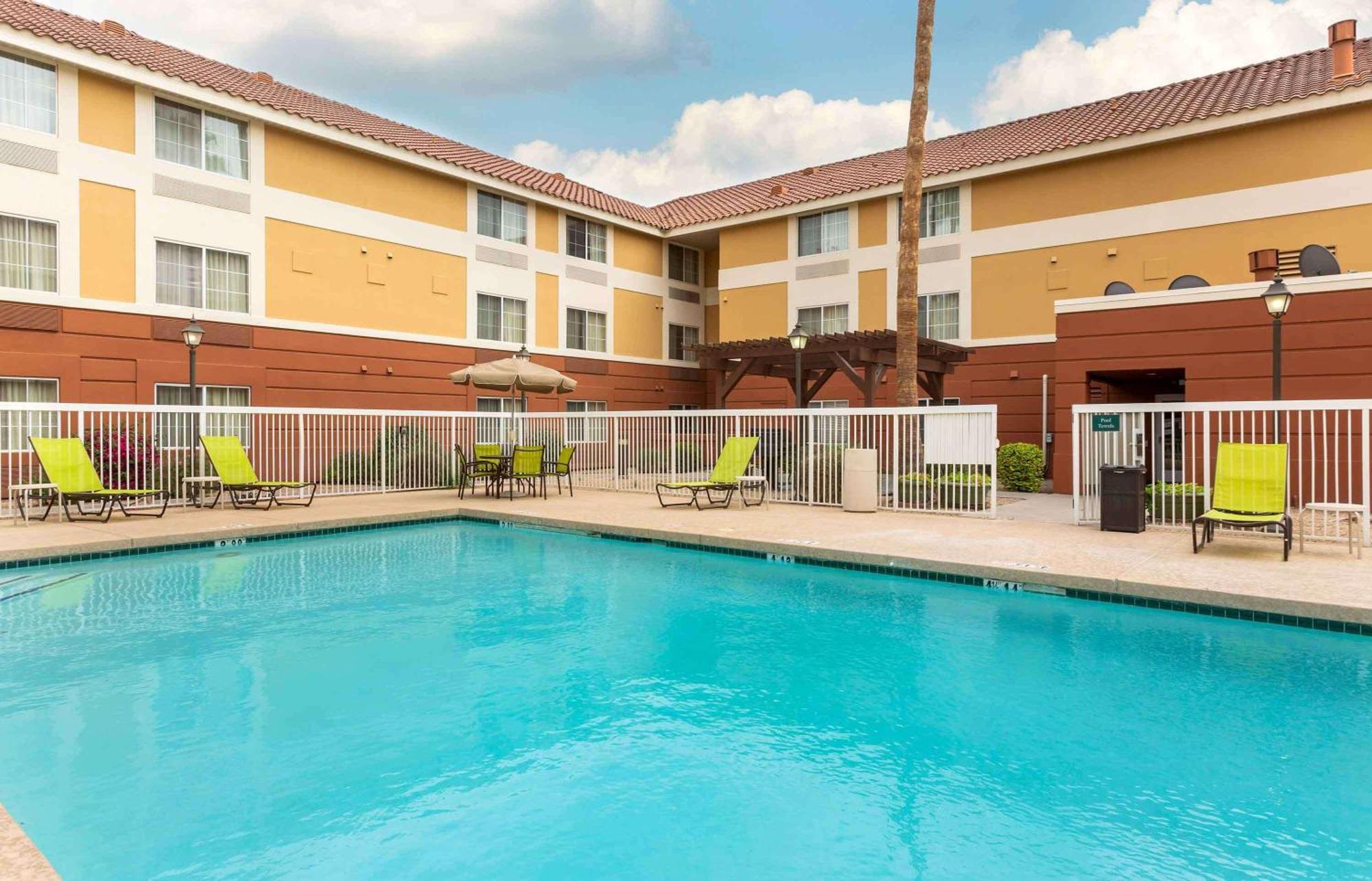 Extended Stay America Suites - Phoenix - Scottsdale Eksteriør bilde