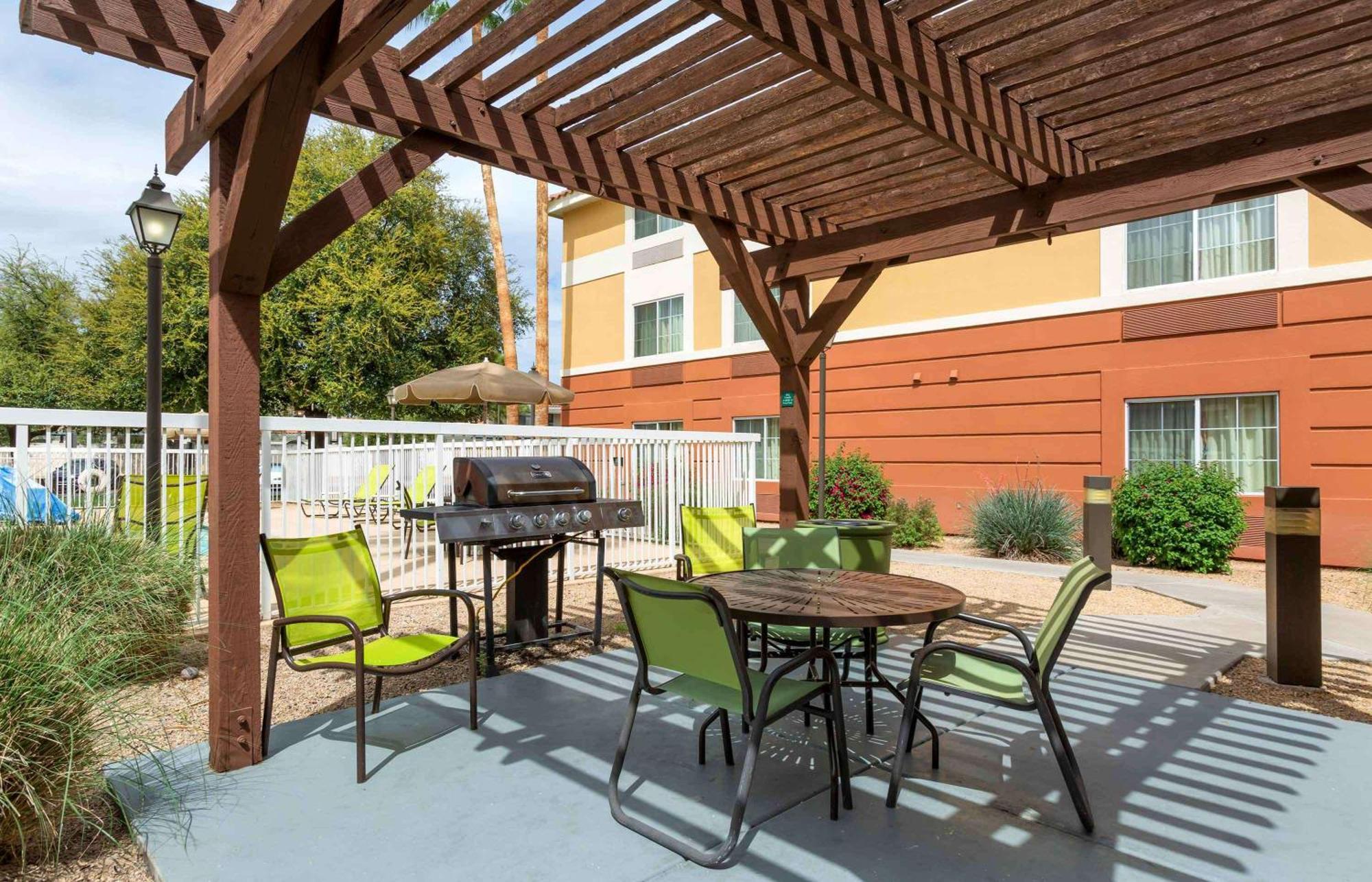 Extended Stay America Suites - Phoenix - Scottsdale Eksteriør bilde